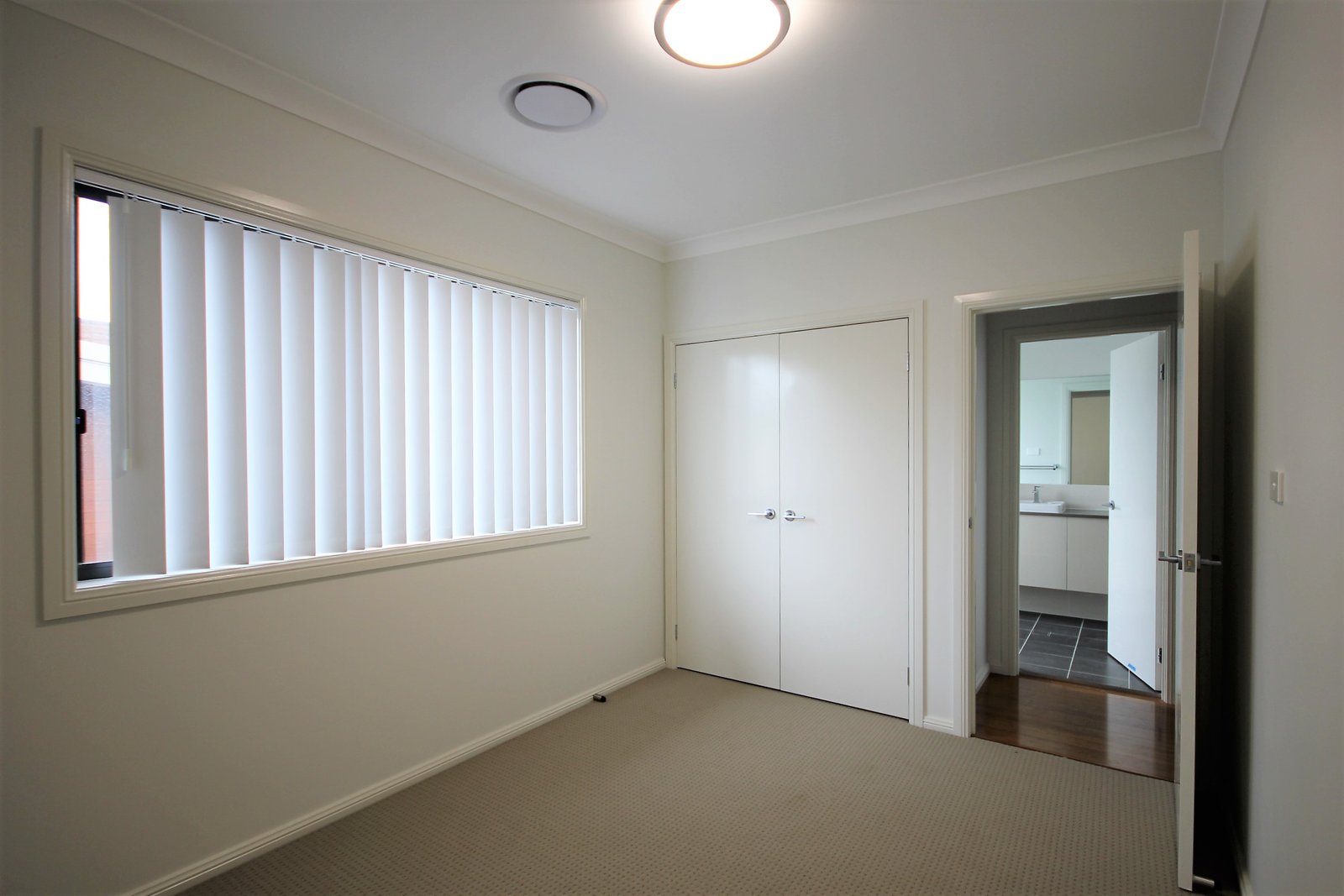 1A Robert Street SANS SOUCI 11