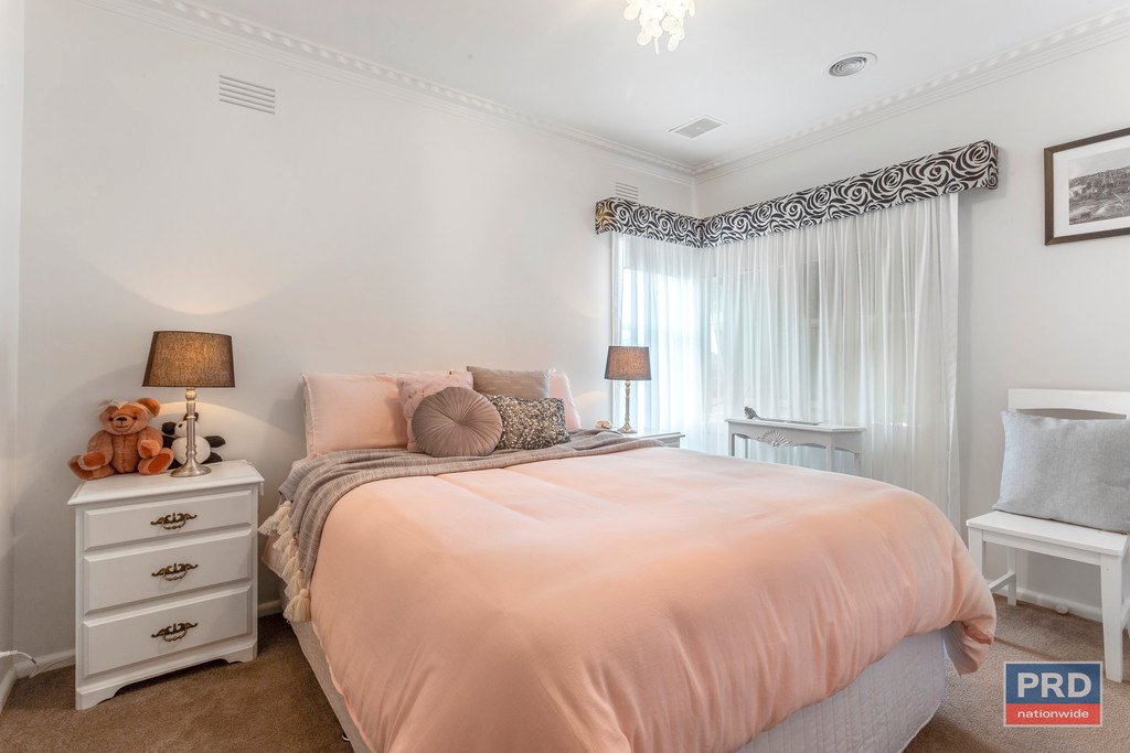 1a Rose Street CALIFORNIA GULLY 5
