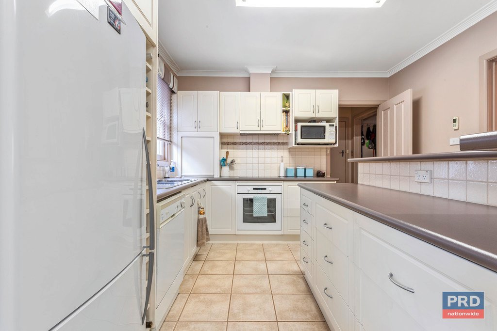 1a Rose Street CALIFORNIA GULLY 14