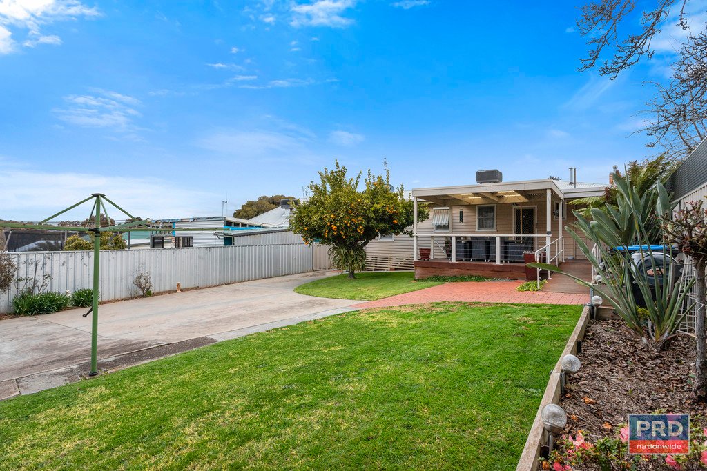 1a Rose Street CALIFORNIA GULLY 21