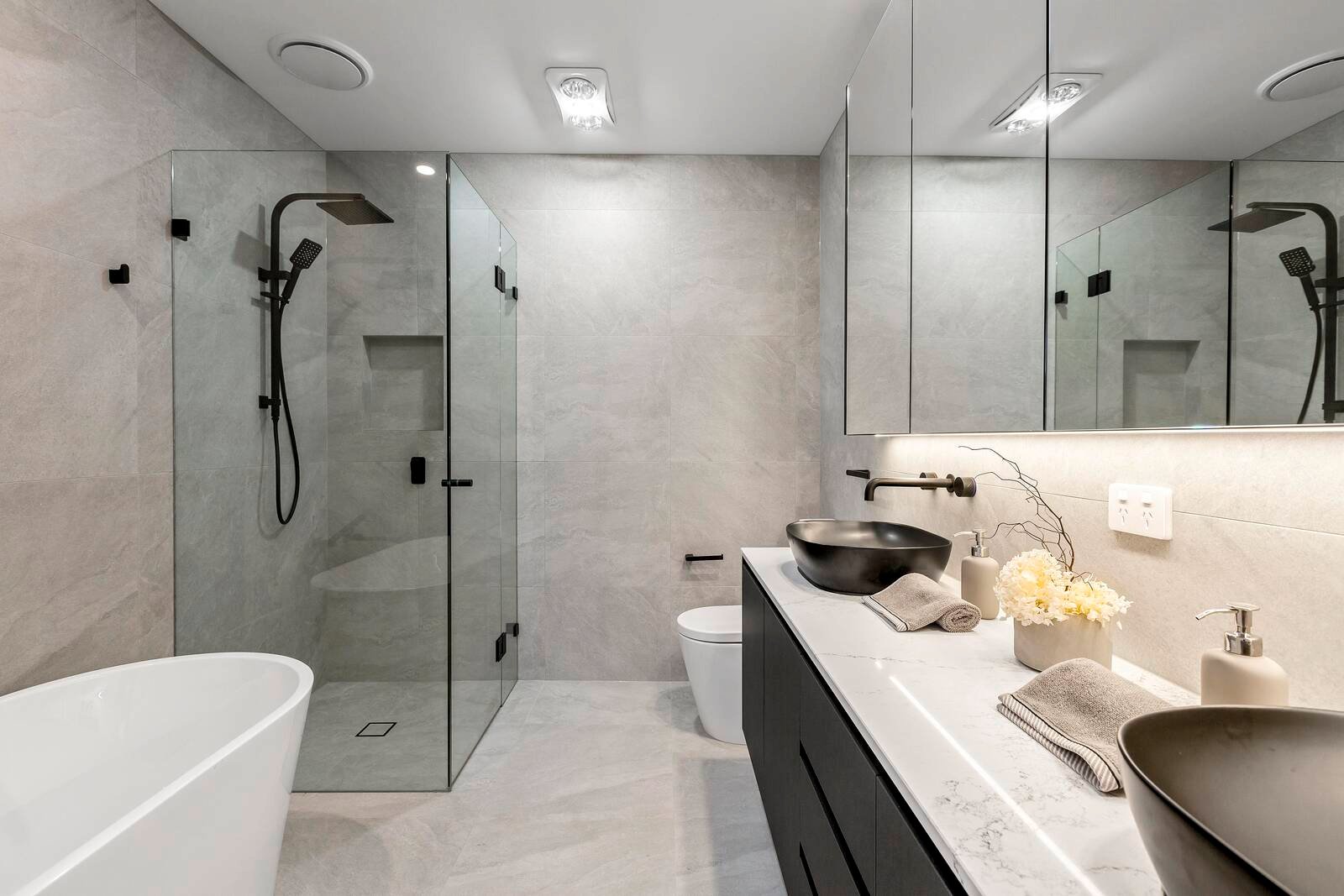 Real Estate and Property in 1A Saltair Street, Hampton East, VIC