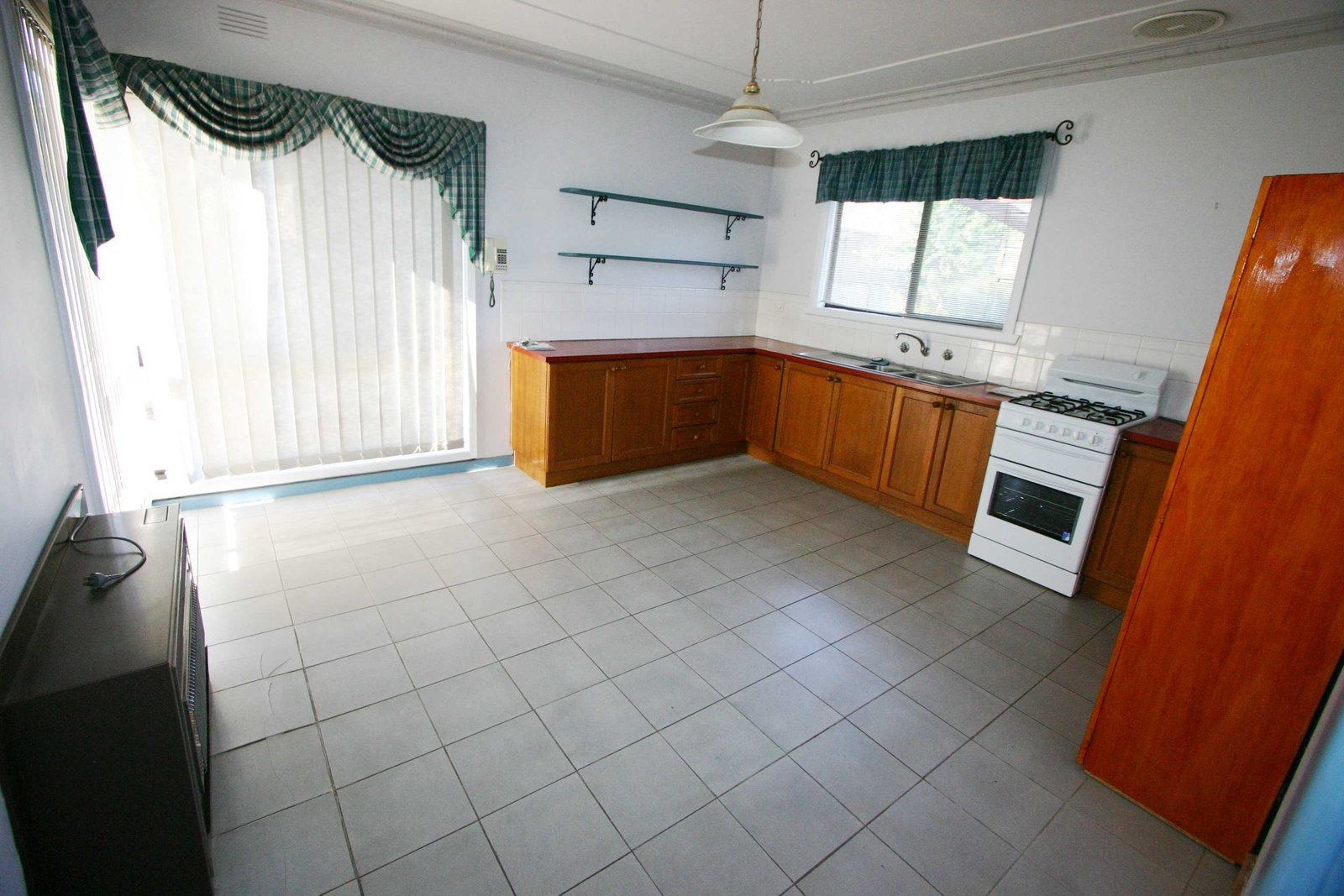 1A Spencer Street SEBASTOPOL 3