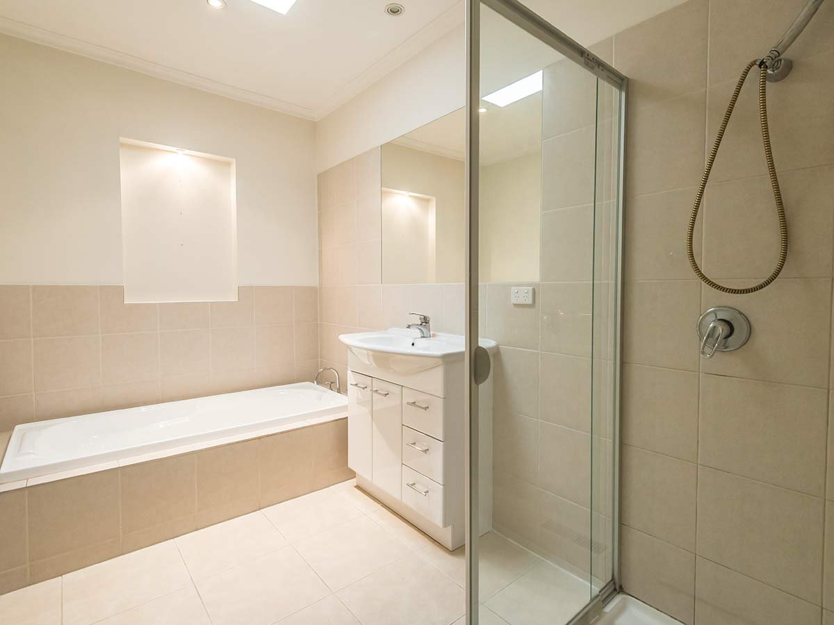 Gallery: 1a Sunlit Court