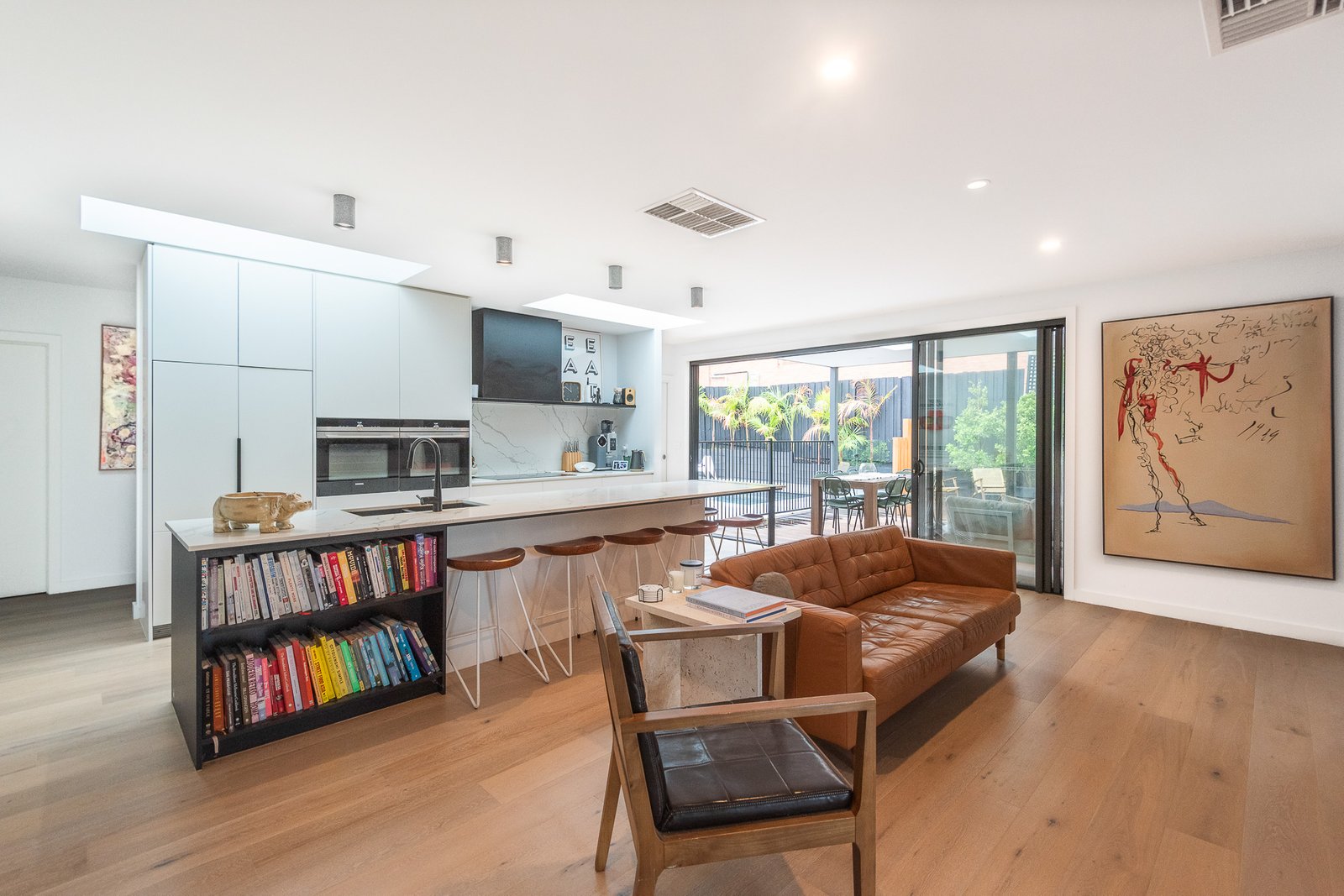Gallery: 1a Sunset Avenue