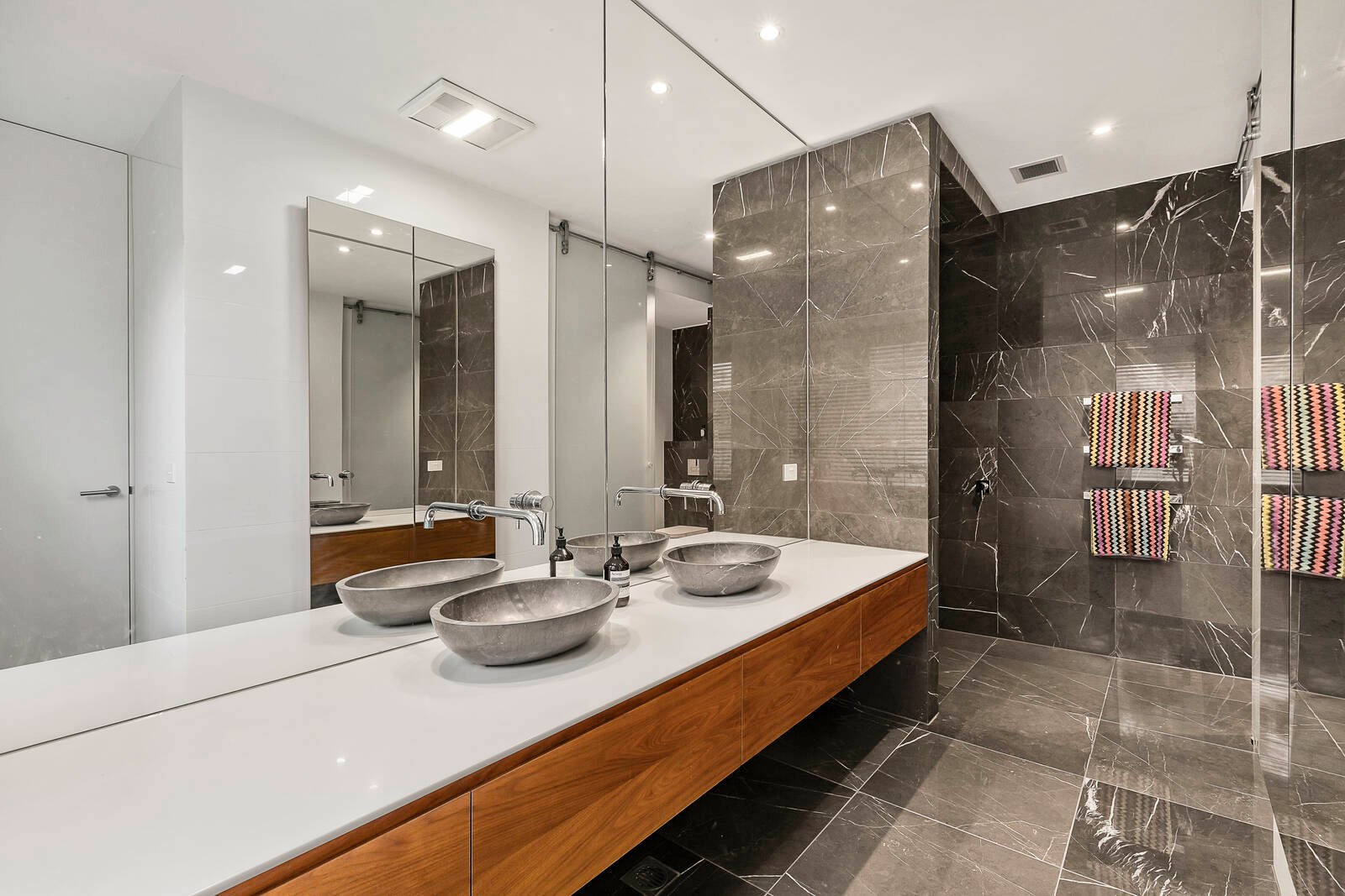 Real Estate and Property in 1A Waltham Place, Richmond, VIC