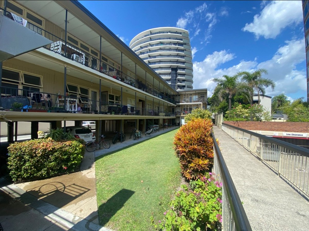 1A/14 The Esplanade, Burleigh Heads QLD 4220