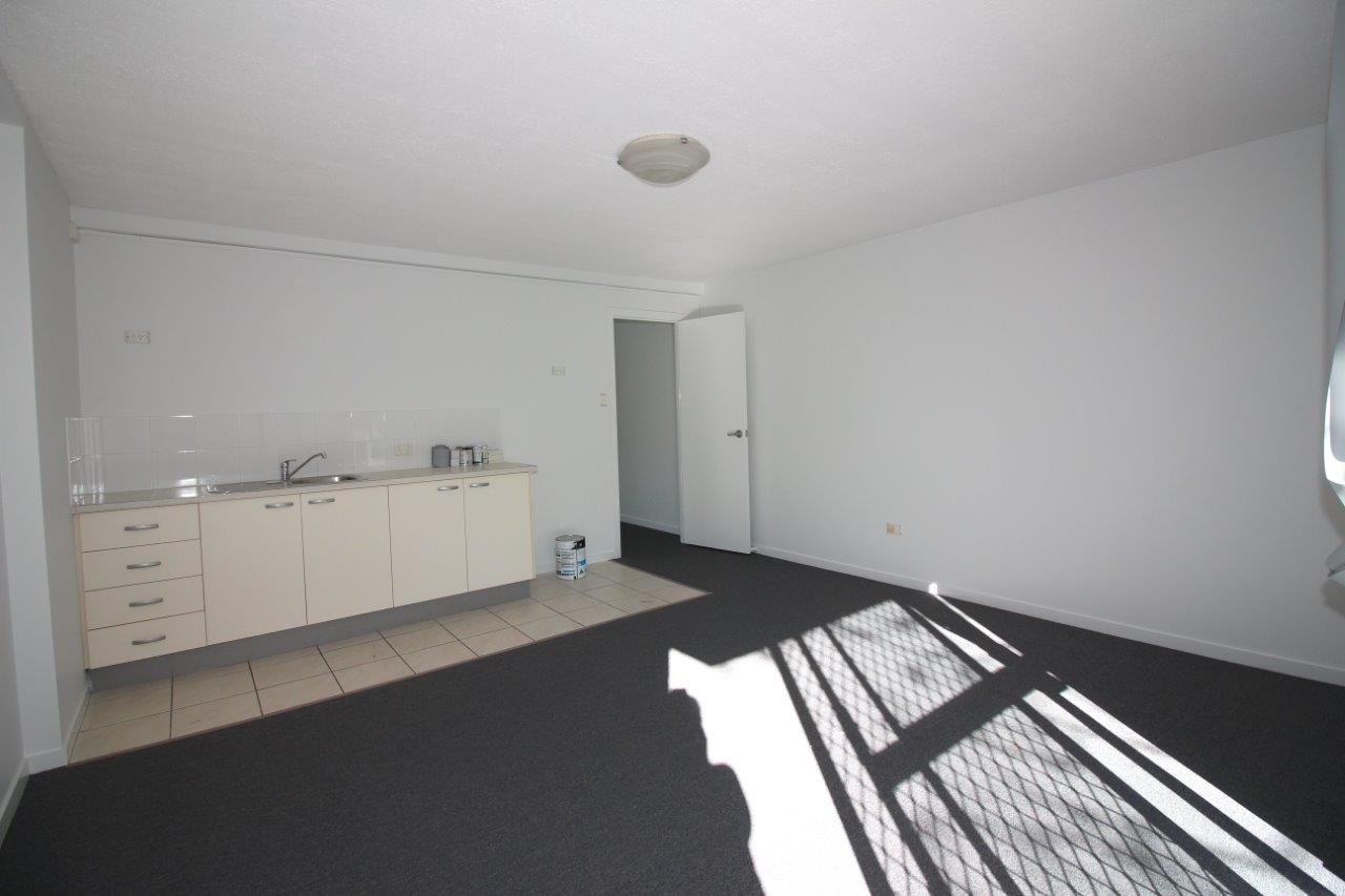 1A/161 Junction Road CLAYFIELD 4
