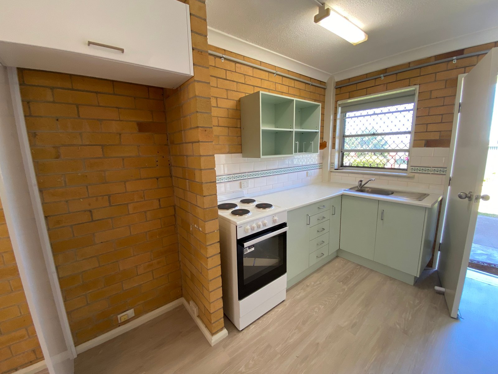 1a/2 Tribe Street TAMWORTH 4