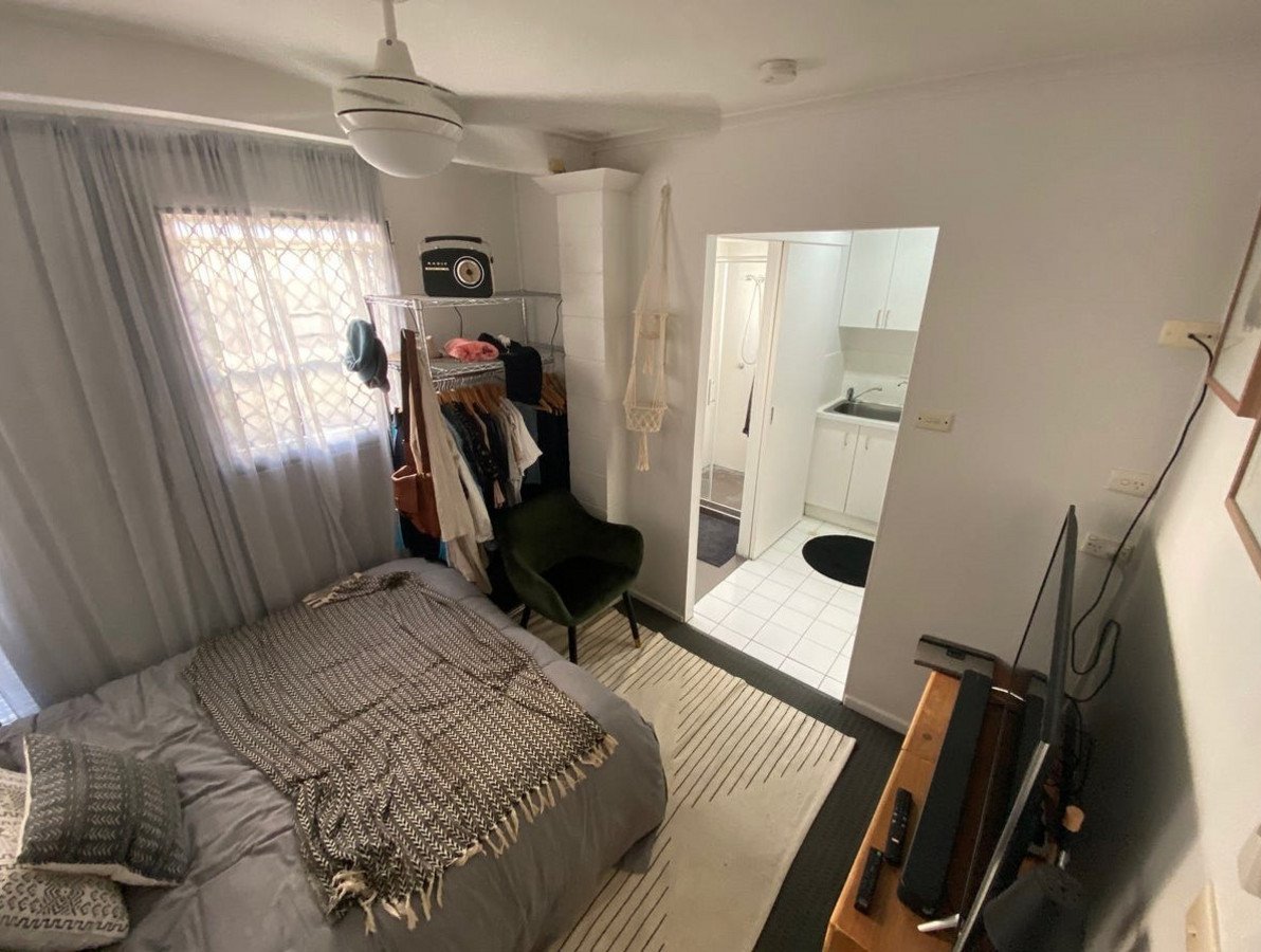 1a/27 Cronulla Avenue Mermaid Beach 3