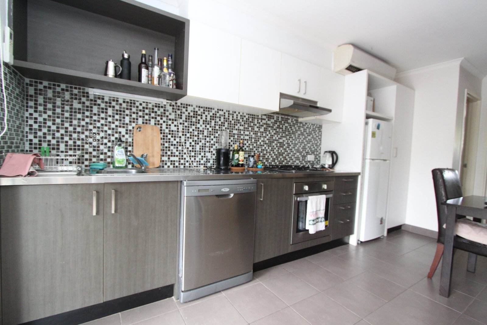 Real Estate and Property in 1A/327 Inkerman Street, Balaclava, VIC