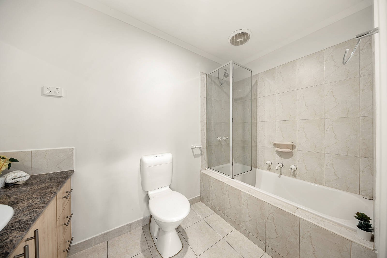 Real Estate and Property in 1A/8 Janson Street, Maidstone, VIC