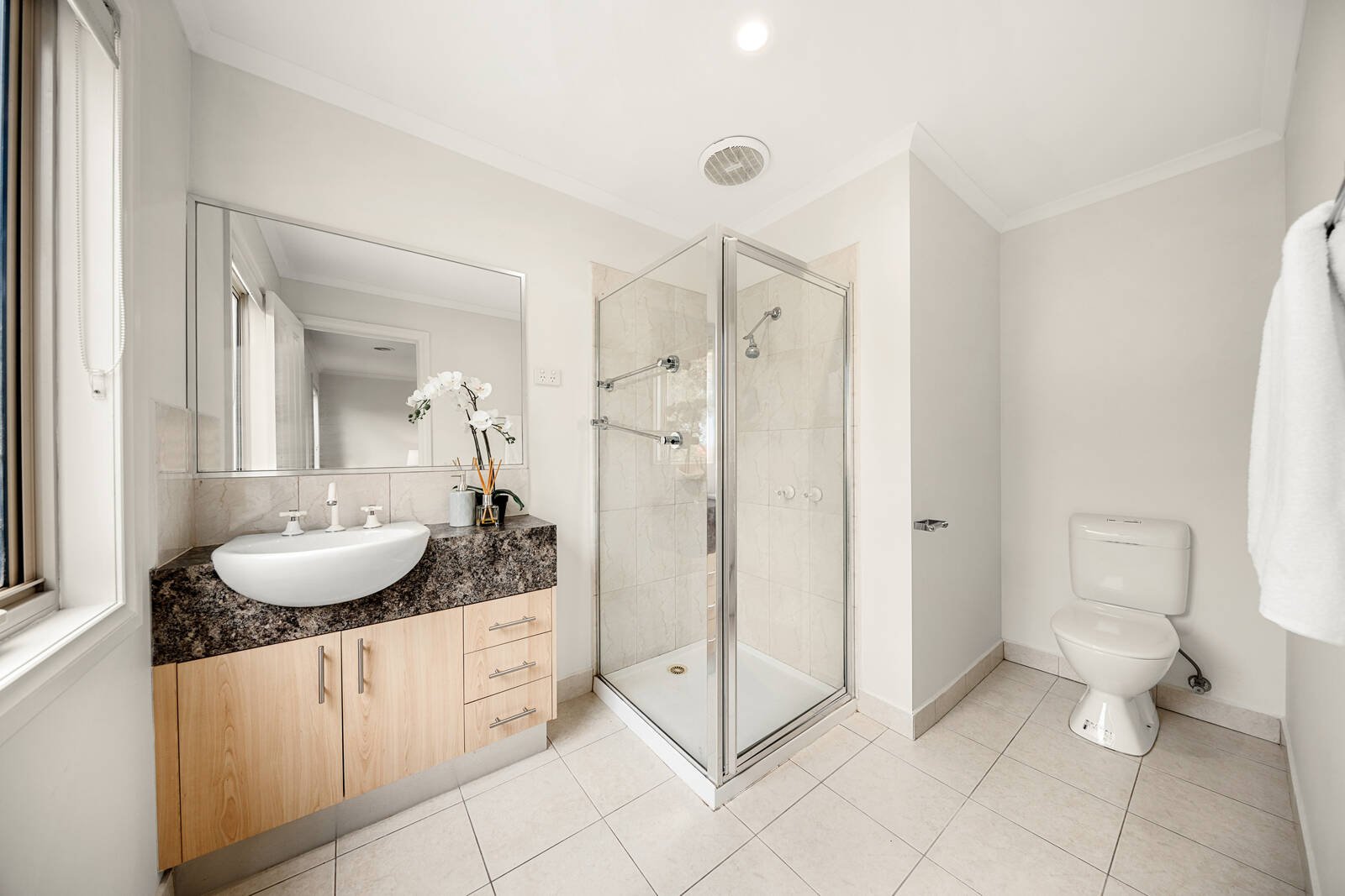 Real Estate and Property in 1A/8 Janson Street, Maidstone, VIC