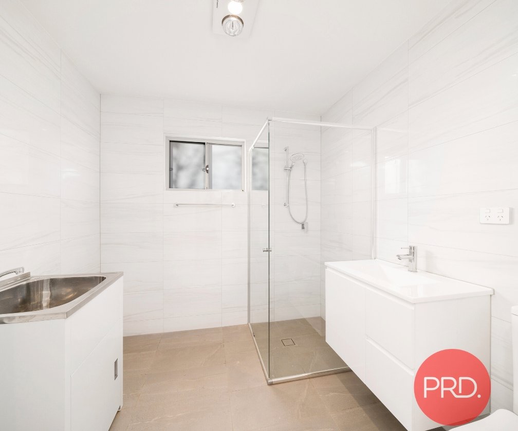 1a/Rodgers Avenue  PANANIA 5