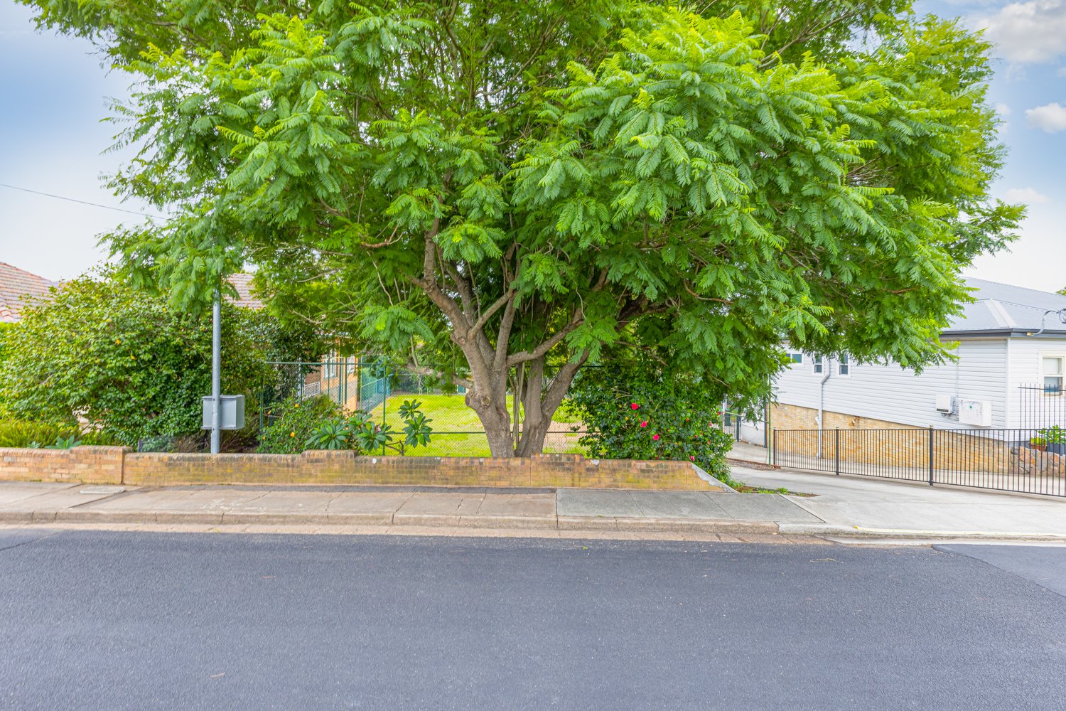 1B Bowden Street LORN 6