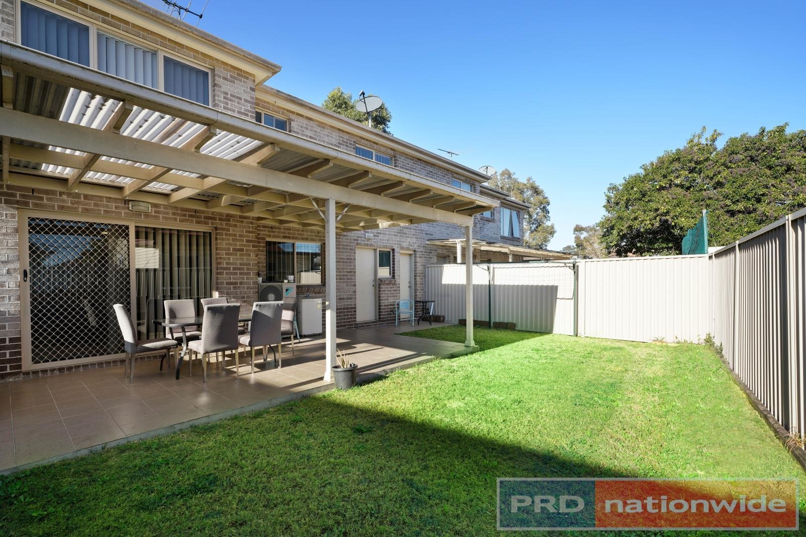 1b Broe Avenue EAST HILLS 1