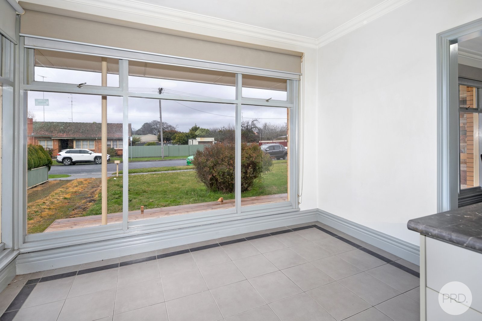 1B Browns Parade WENDOUREE 9