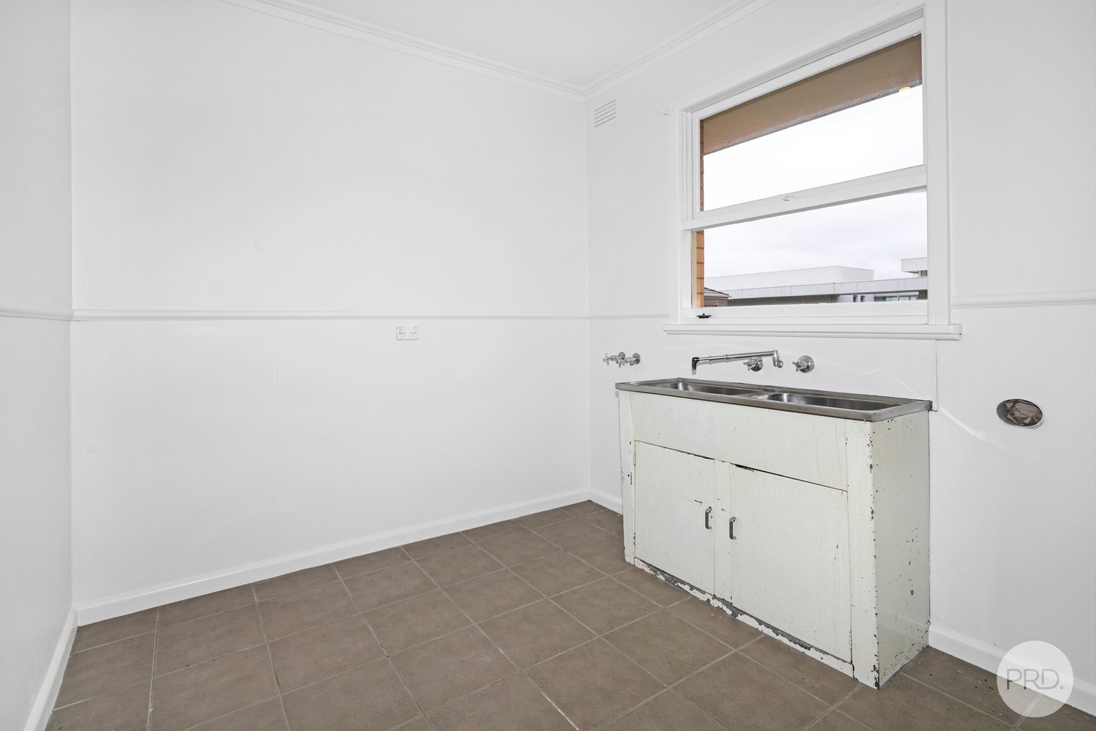 1B Browns Parade WENDOUREE 10