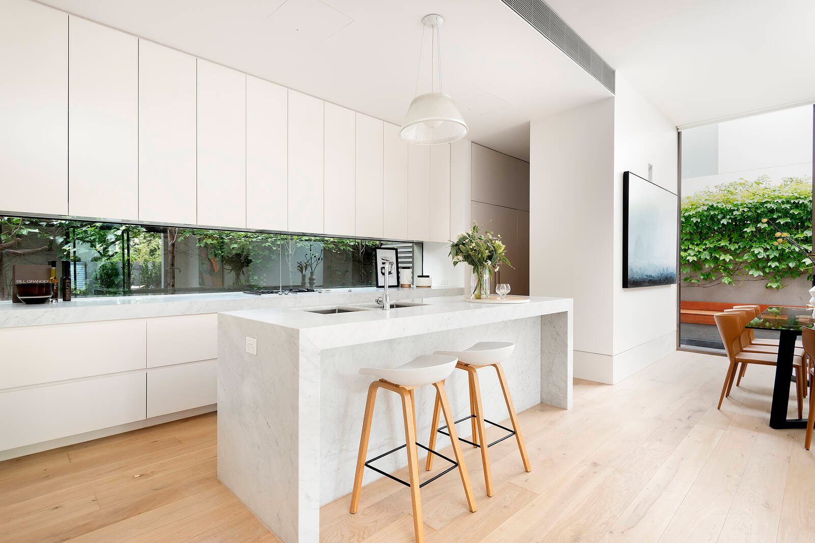 Real Estate and Property in 1B Cleeve Court, Toorak, VIC