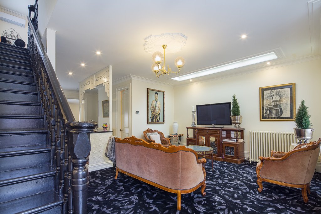 1B Devon Street LAKE WENDOUREE 2