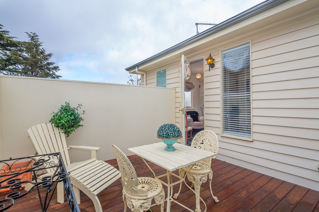 1B Devon Street LAKE WENDOUREE 17