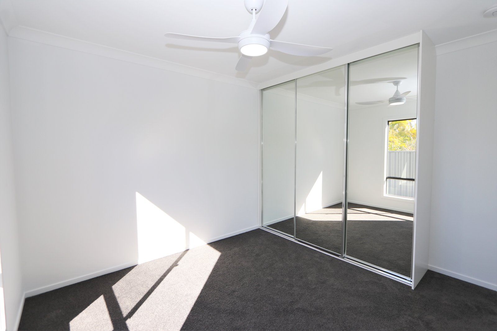 1b Forrest Avenue MOLENDINAR 10
