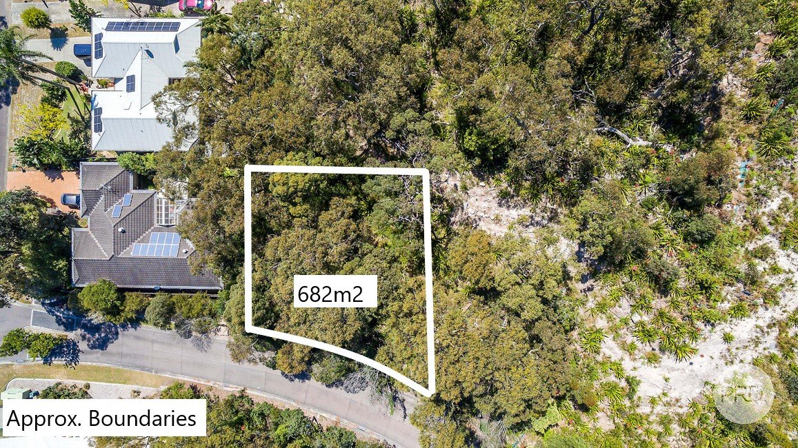 1B Gymea Way NELSON BAY 2