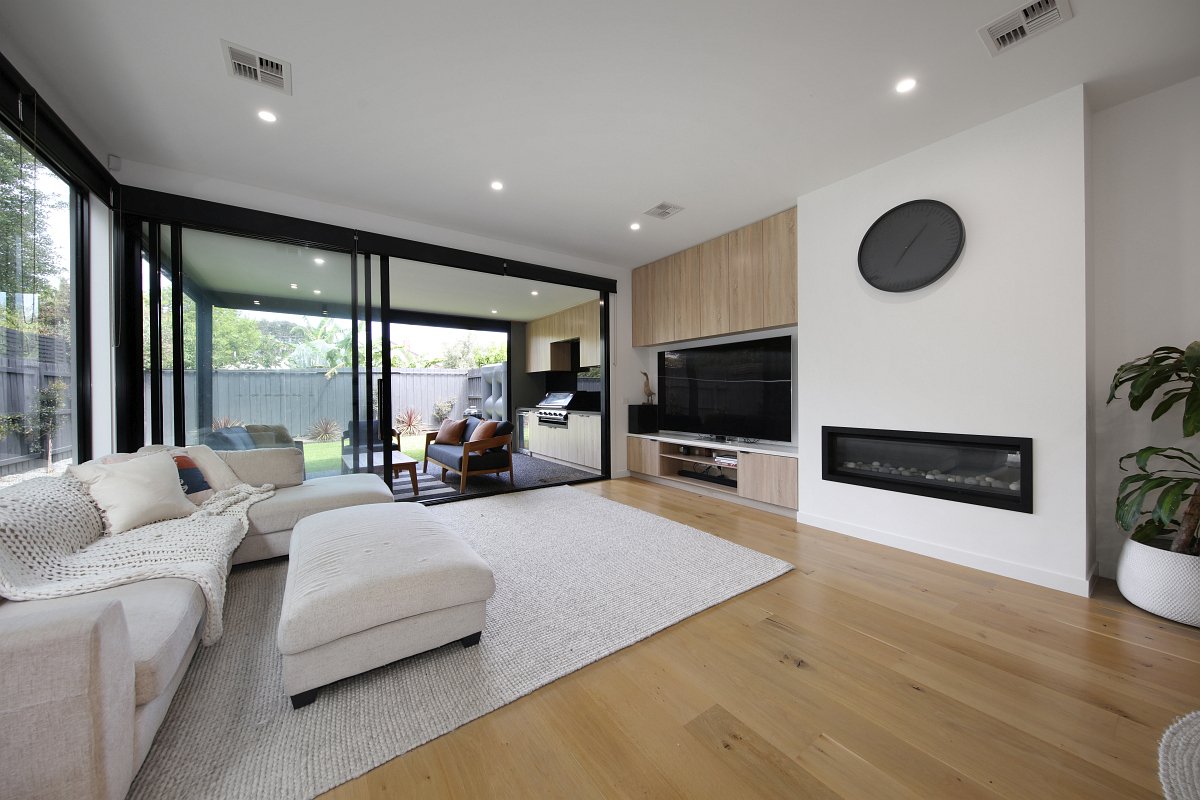 Gallery: 1B Loranne Street