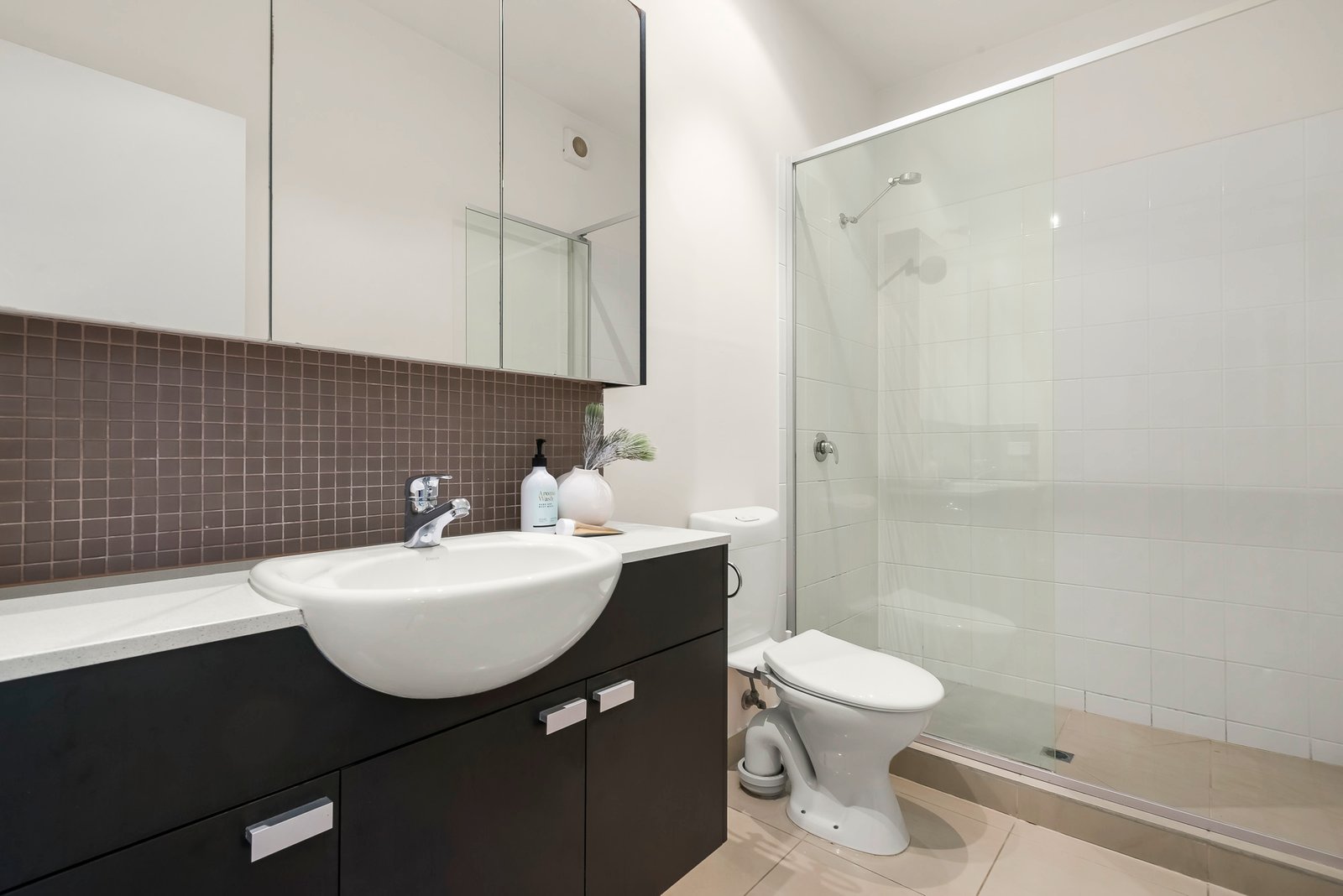 Real Estate and Property in 1B Lucan Street, Caulfield North, VIC