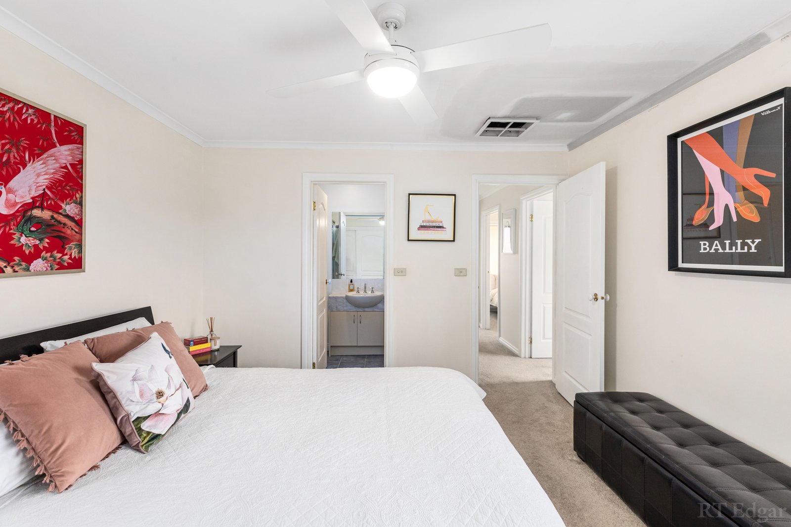 Real Estate and Property in 1B Oak Street, Preston, VIC