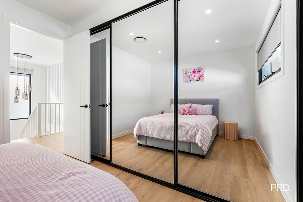 1B Panorama RD  PENRITH 13