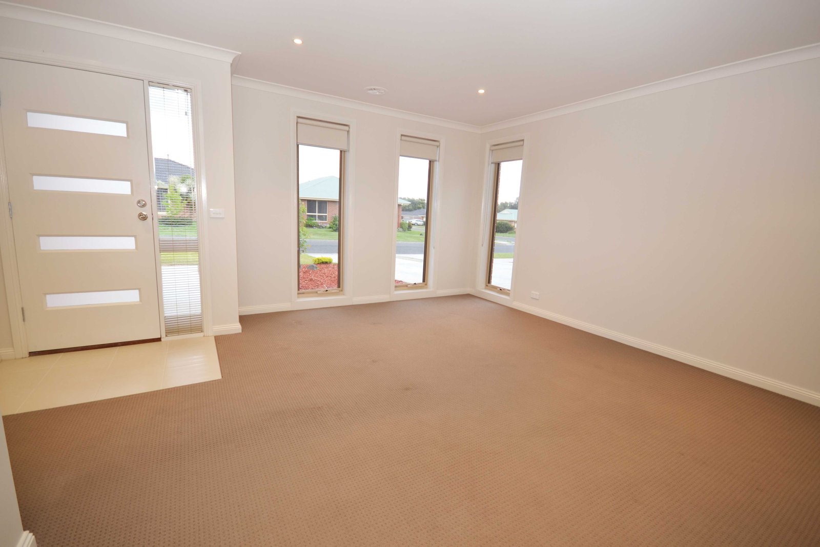 Gallery: 1B Riverview Court