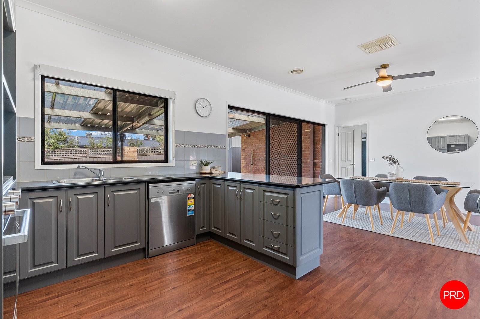 1B Tasman Court KANGAROO FLAT 6