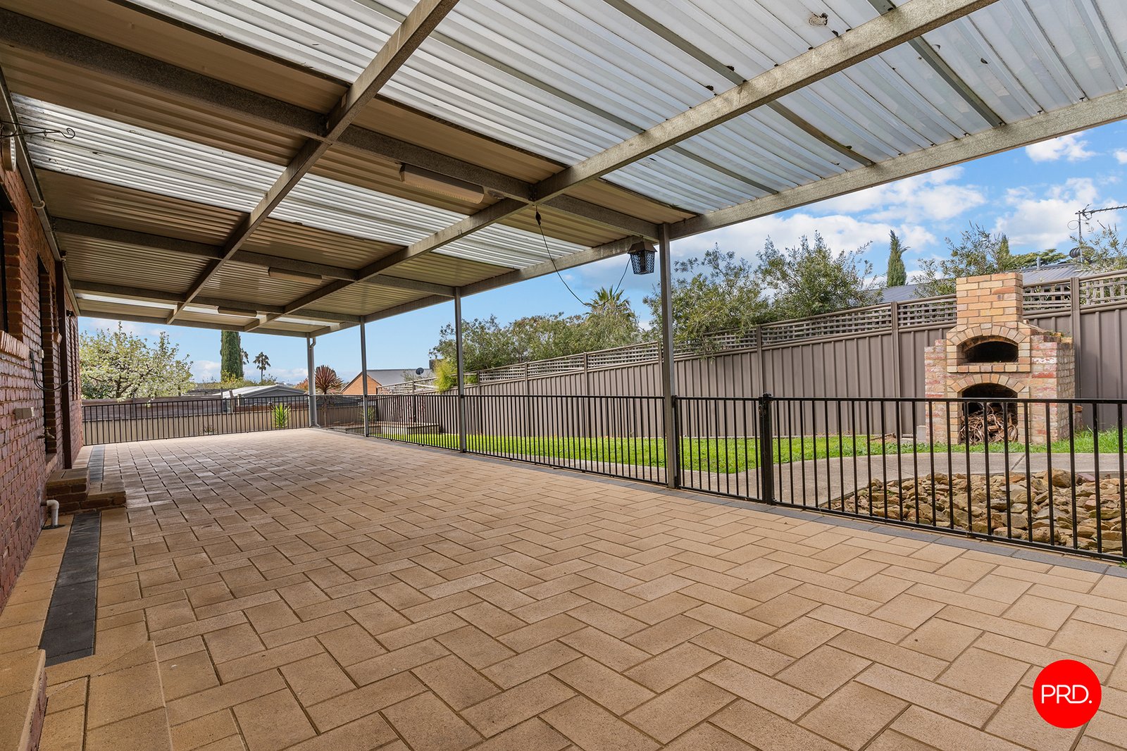 1B Tasman Court KANGAROO FLAT 17