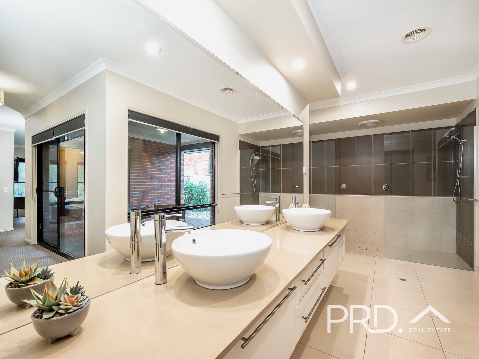 1B The Boulevard SHEPPARTON 12