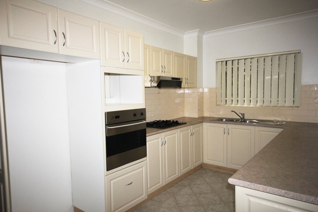 1B/38-42 Woniora Road HURSTVILLE 2