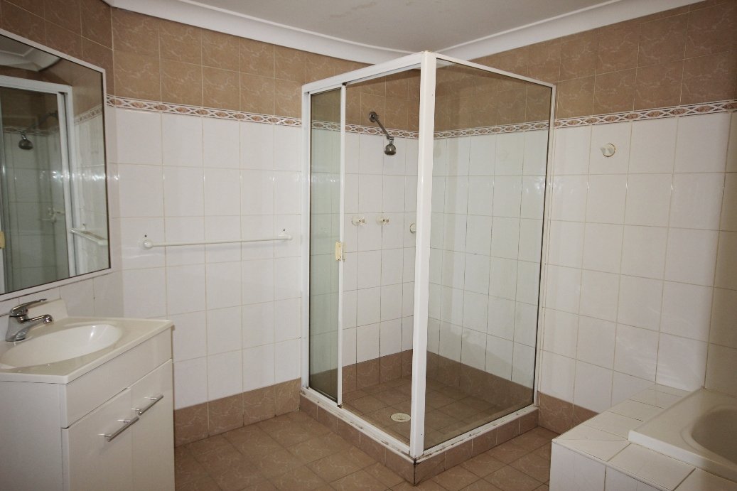 1B/38-42 Woniora Road HURSTVILLE 5