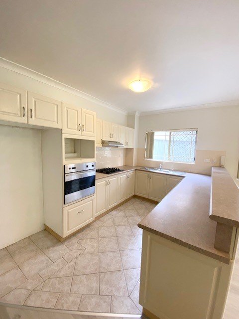 1B/38-42 Woniora Road HURSTVILLE 3