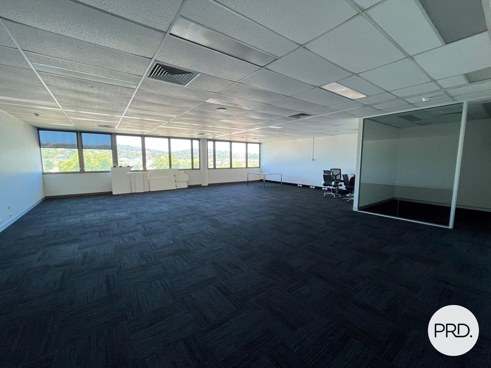 1B/429 Swift Street ALBURY 4