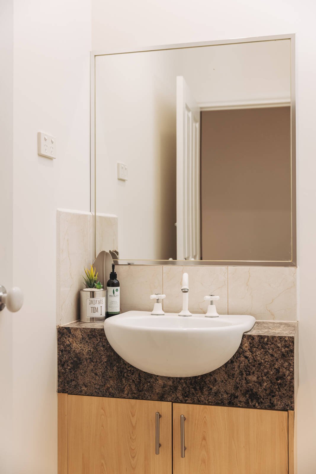 Real Estate and Property in 1B/8 Janson Street, Maidstone, VIC