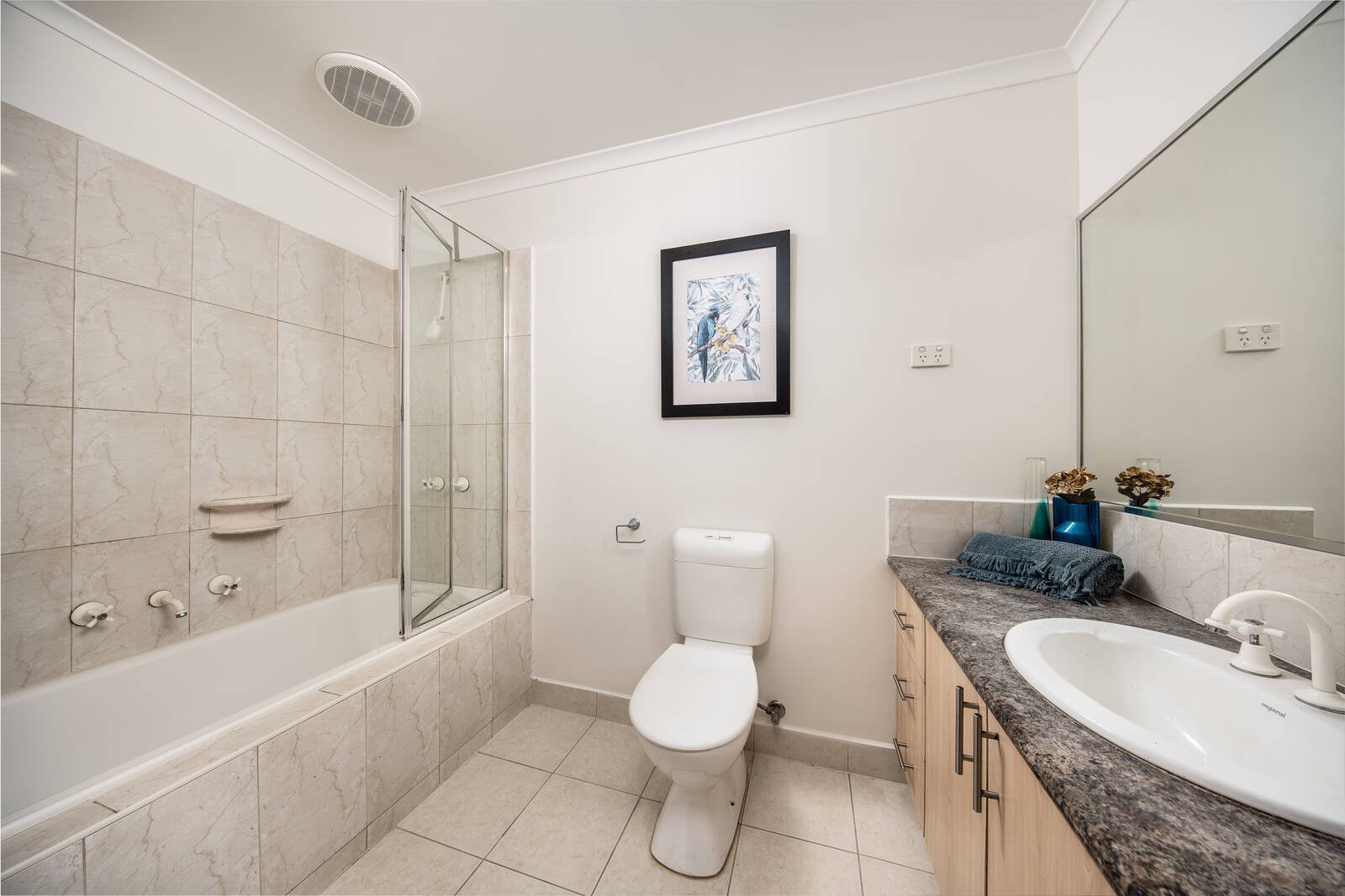 Real Estate and Property in 1B/8 Janson Street, Maidstone, VIC