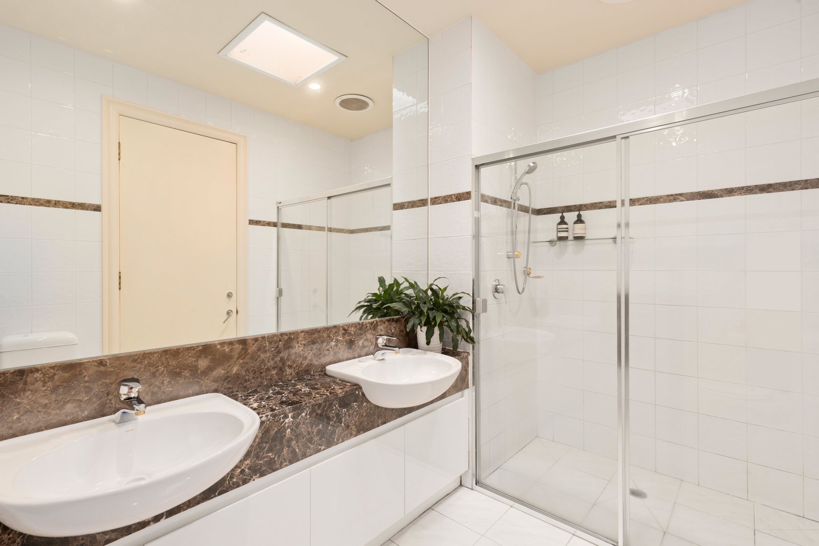 Real Estate and Property in 1C Fulham Avenue, South Yarra, VIC