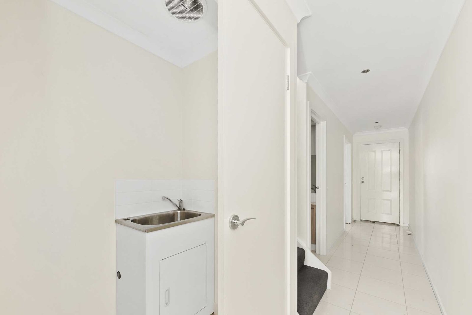 Gallery: 1c Haymes Crescent