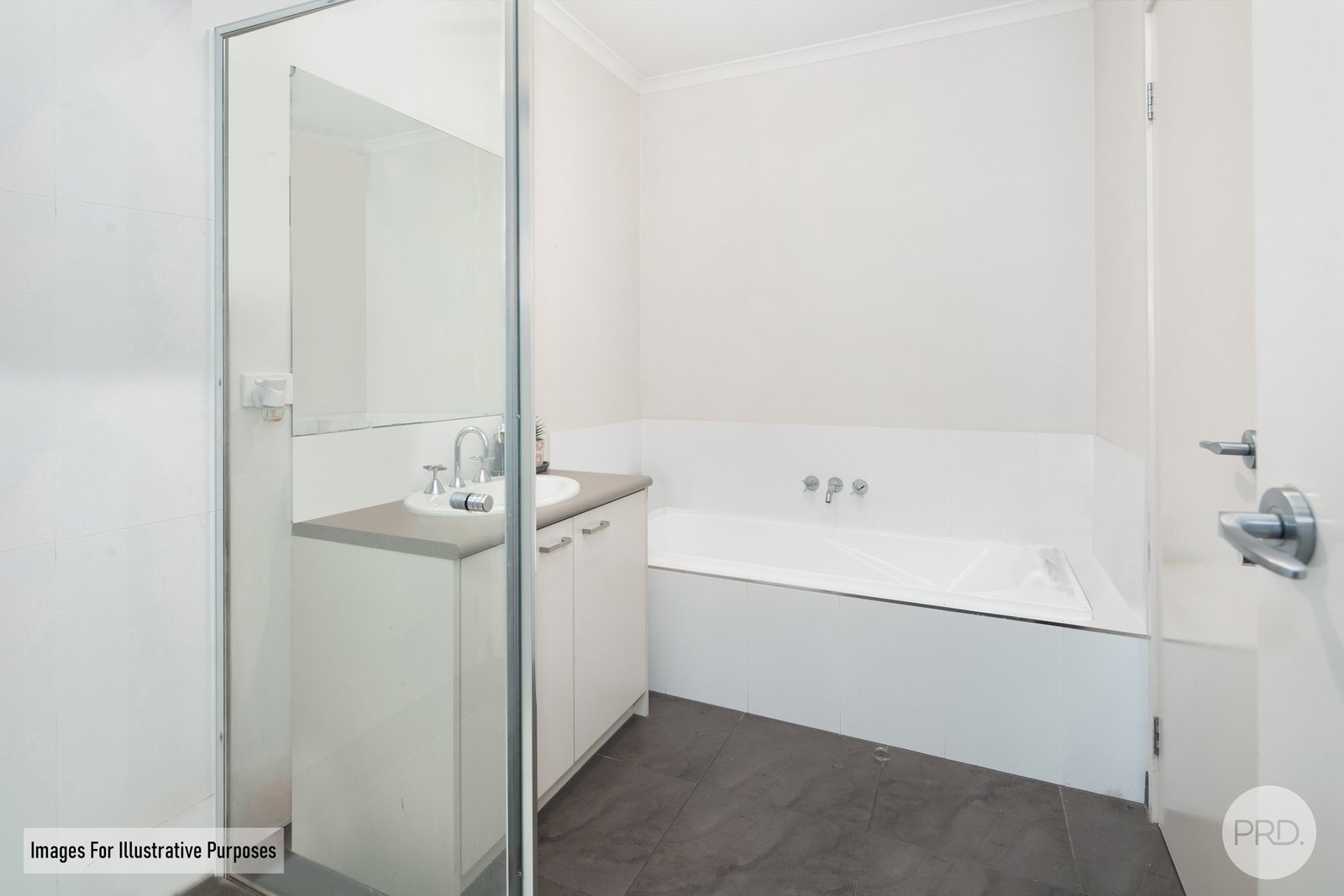 1C King George Way MITCHELL PARK 3