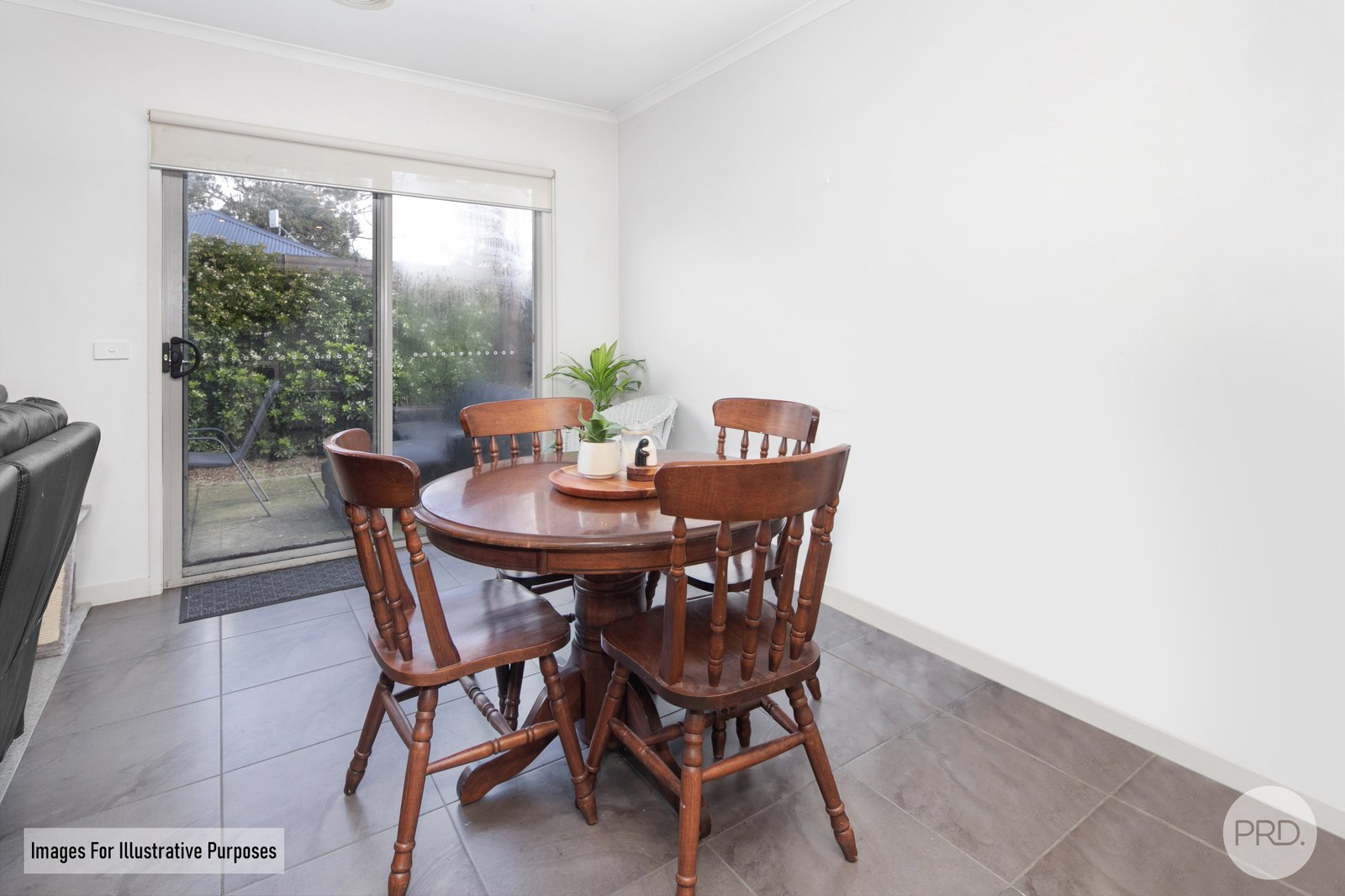 1C King George Way MITCHELL PARK 6