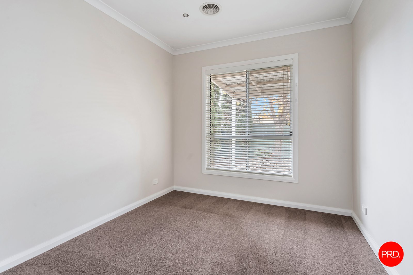 1C Taylor Street KANGAROO FLAT 11