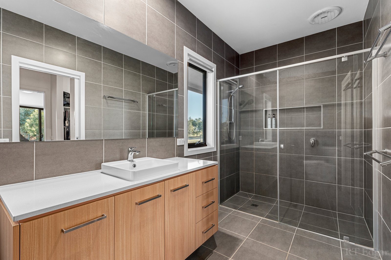 Real Estate and Property in 2-10 Pandora Court, Drysdale, VIC