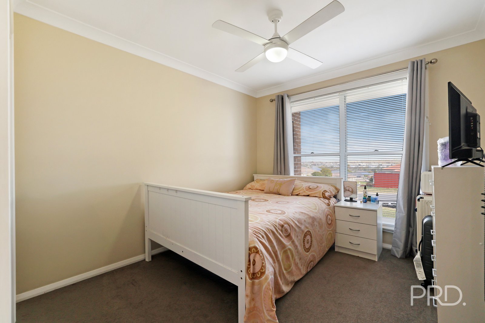 2 & 2A Kaputar Close TAMWORTH 8