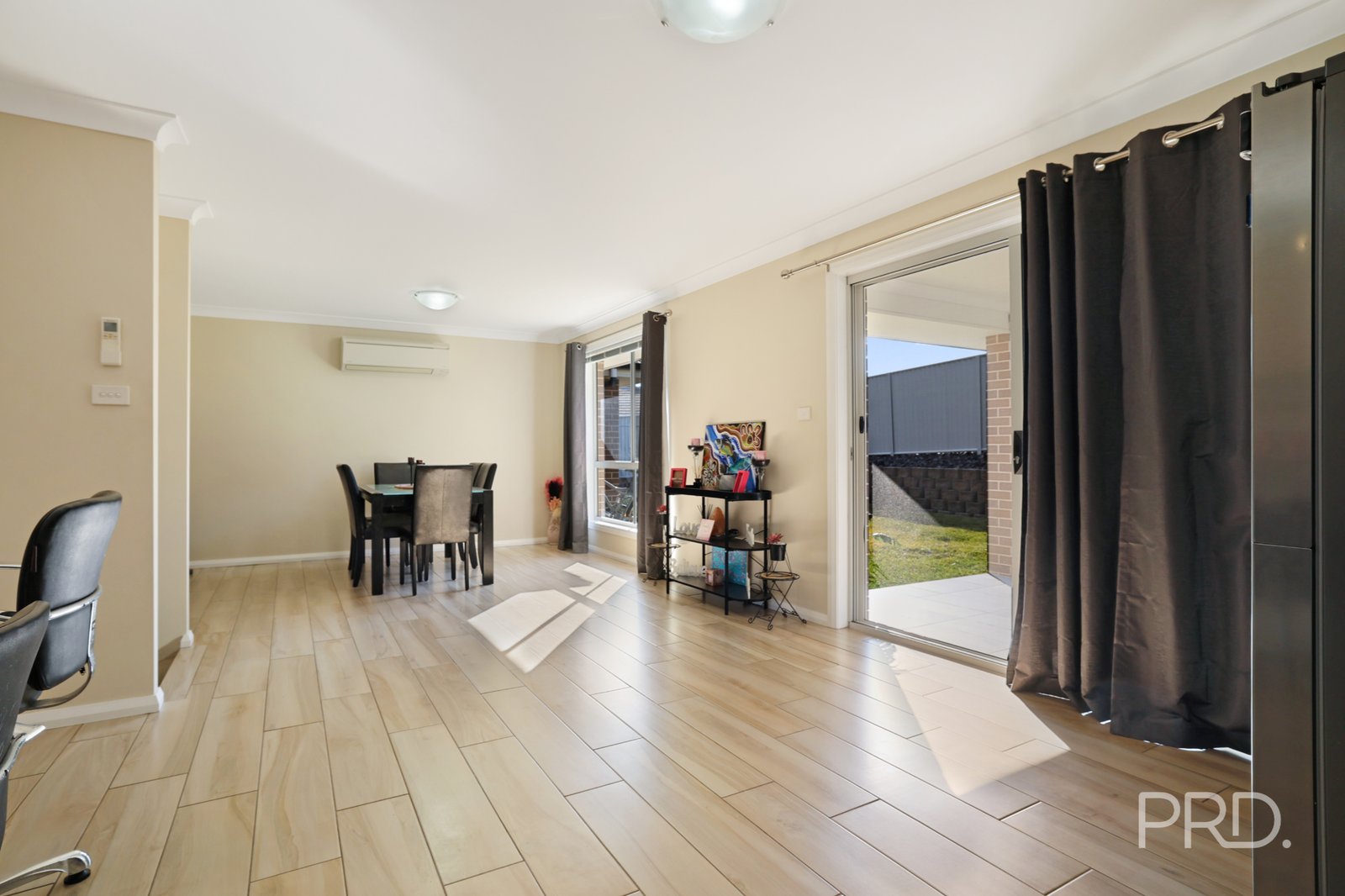 2 & 2A Kaputar Close TAMWORTH 14