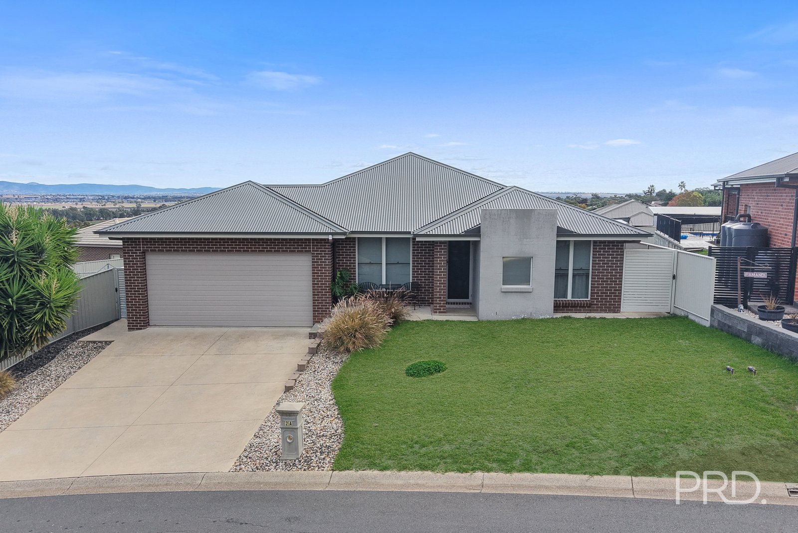 2 & 2A Kaputar Close TAMWORTH 20