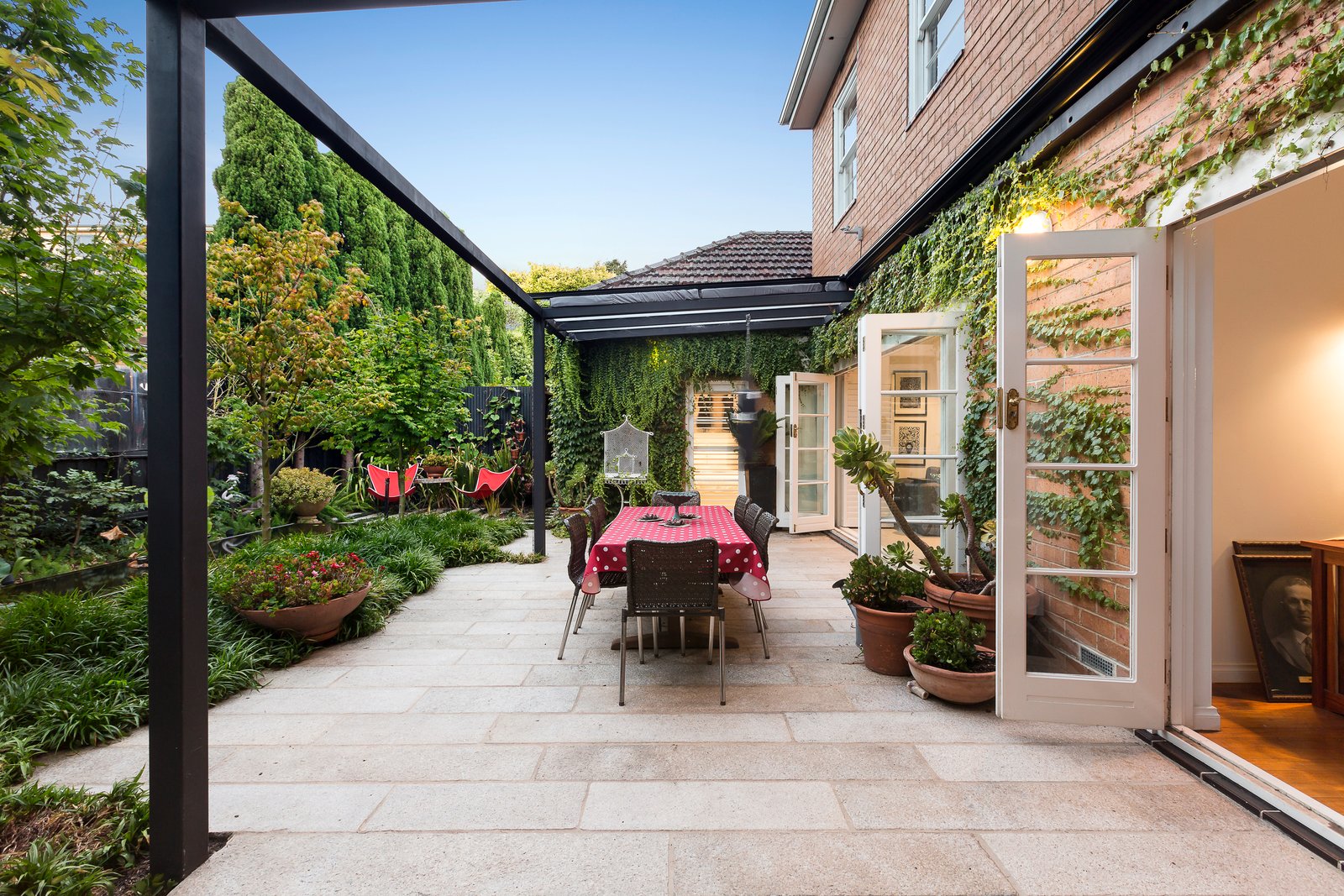 Real Estate and Property in 2 & 2A Kilsyth Avenue, Toorak, VIC